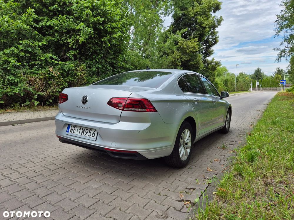 Volkswagen Passat 2.0 TDI EVO Business - 21
