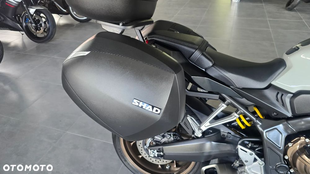 Honda CB - 35