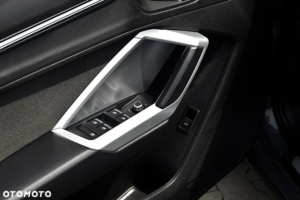 Audi Q3 35 TFSI Advanced S tronic - 37