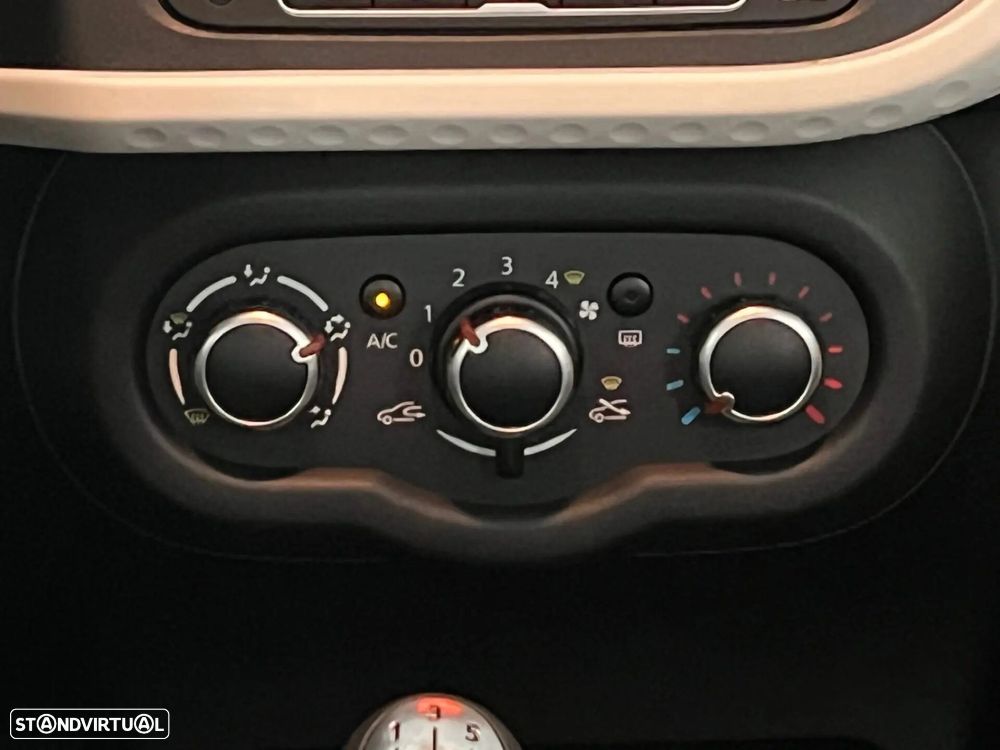 Renault Twingo 1.0 SCe Limited - 11