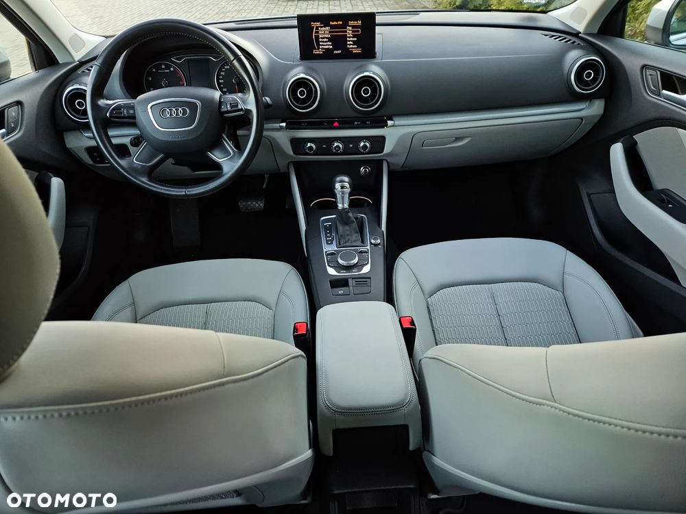 Audi A3 Sportback 1.4 TFSI S tronic Attraction - 20