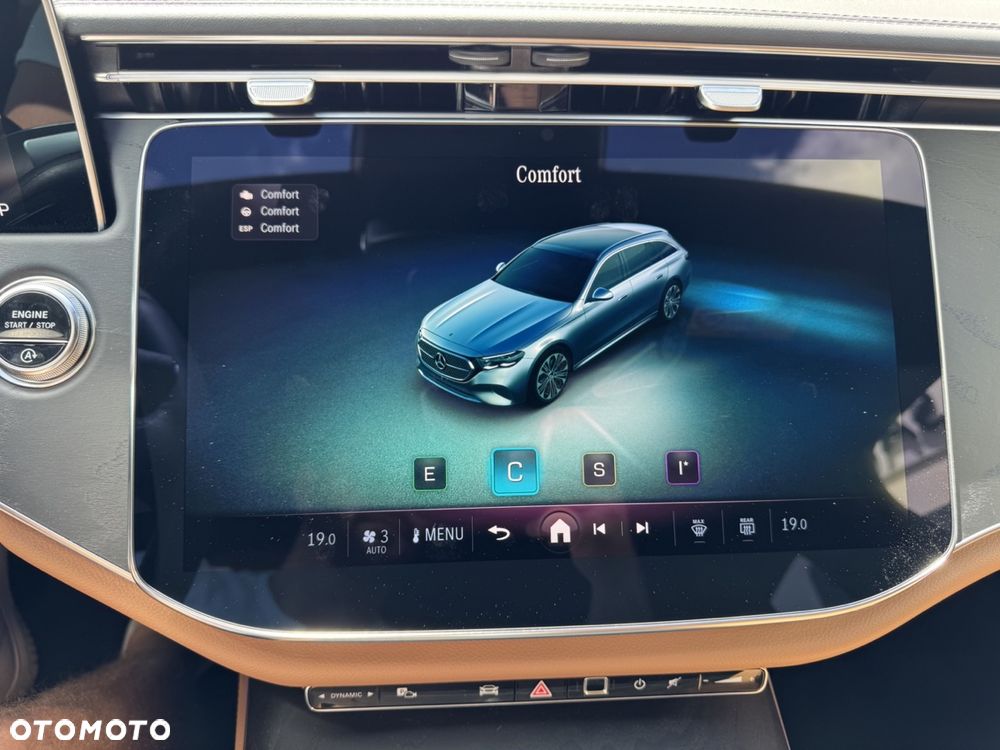 Mercedes-Benz Klasa E 200 mHEV 4-Matic Avantgarde 9G-Tronic - 37