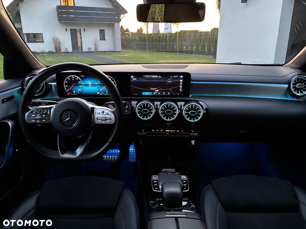Mercedes-Benz CLA 200 AMG Line 7G-DCT - 9