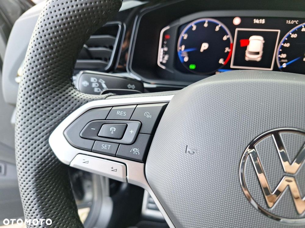 Volkswagen T-Roc - 32