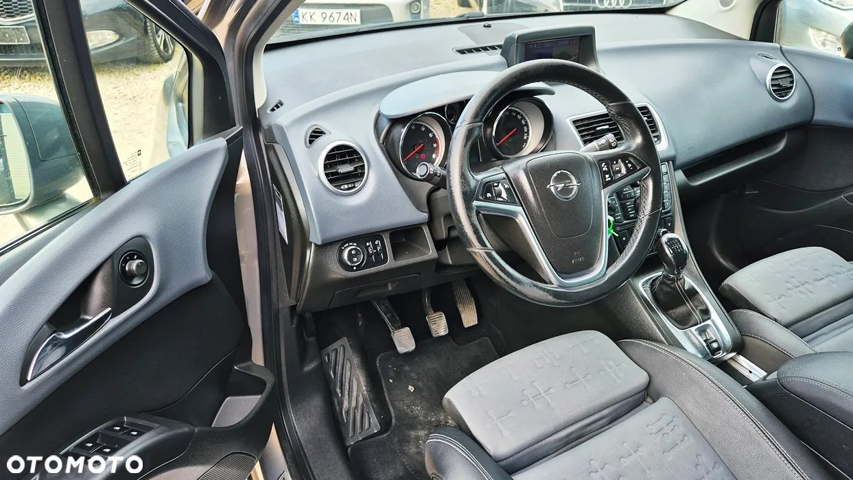 Opel Meriva 1.4 T Cosmo - 30