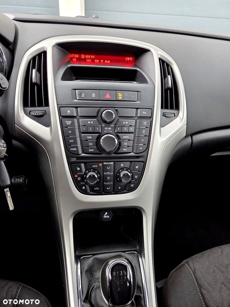 Opel Astra - 23