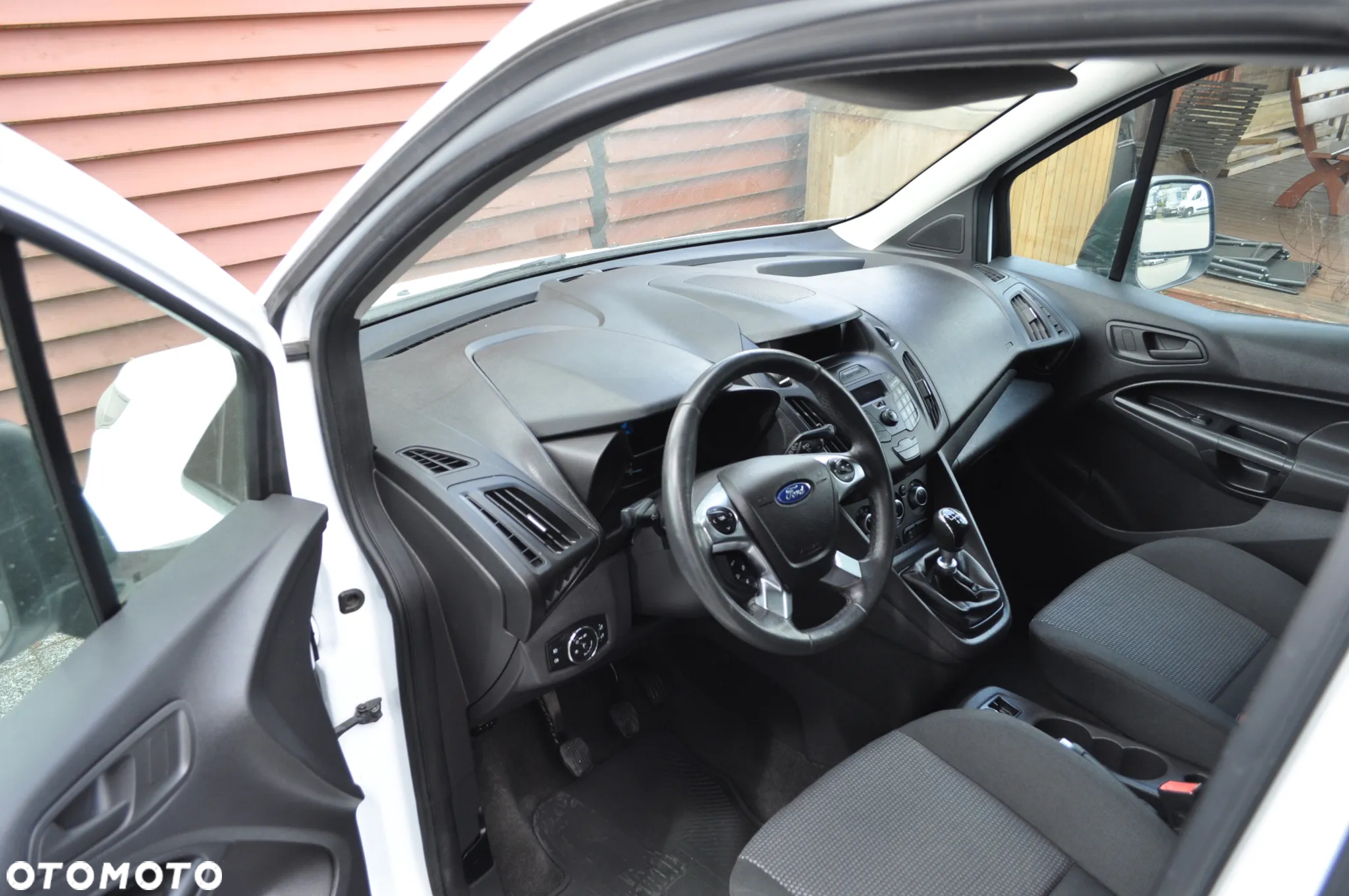 Ford Tourneo Connect - 9