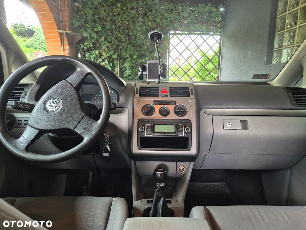 Volkswagen Touran 2.0 TDI Trendline - 9