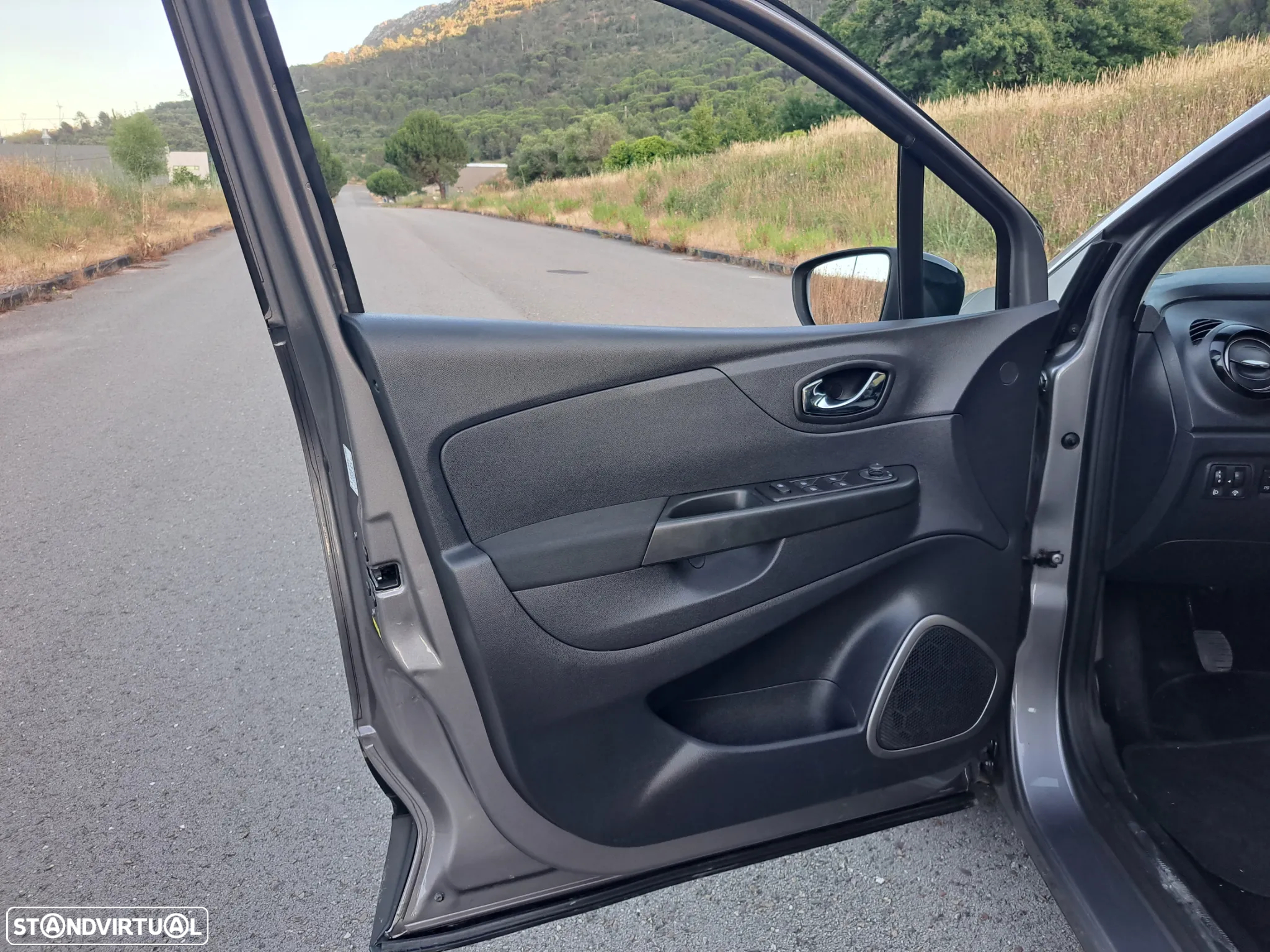 Renault Captur ENERGY dCi 90 Experience - 10