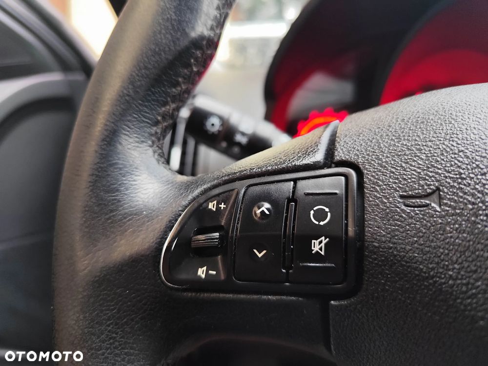 Kia Ceed 1.6 CVVT ISG Vision - 18