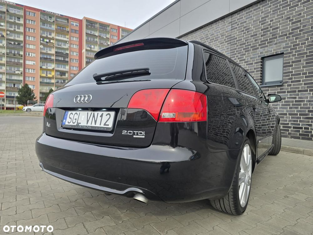 Audi A4 Avant 2.0 TDI DPF quattro - 12
