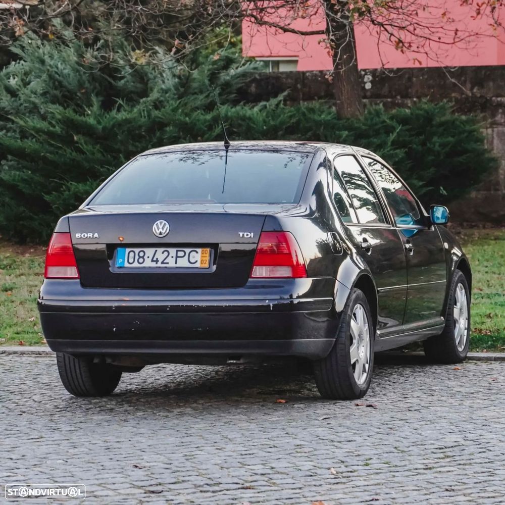 VW Bora 1.9 TDi Highline - 5
