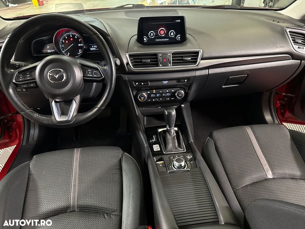 Mazda 3 - 10