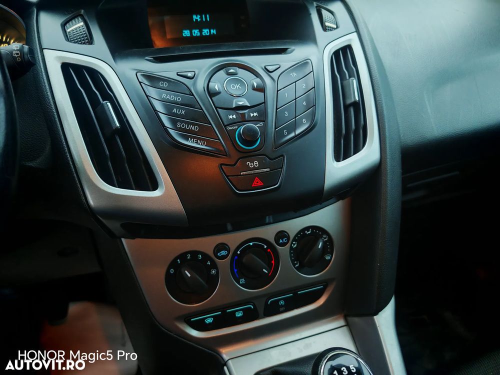 Ford Focus 1.6 TDCI DPF Trend - 10