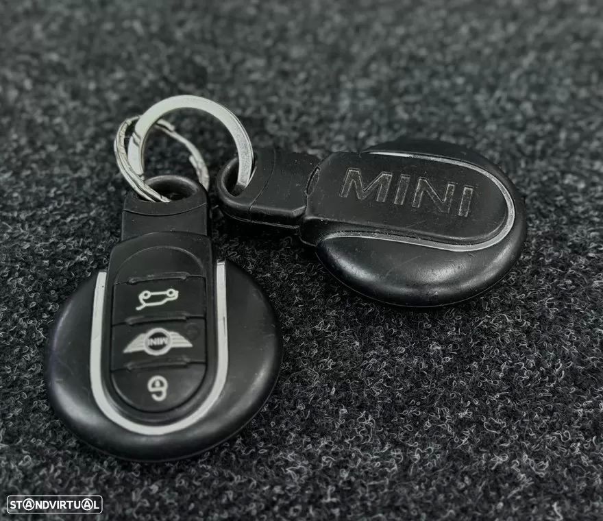 MINI 3 Portas One D - 22