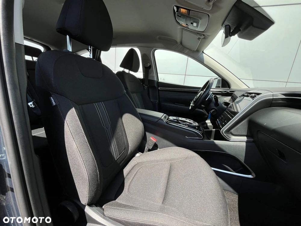 Hyundai Tucson 1.6 T-GDi HEV Executive 2WD - 17