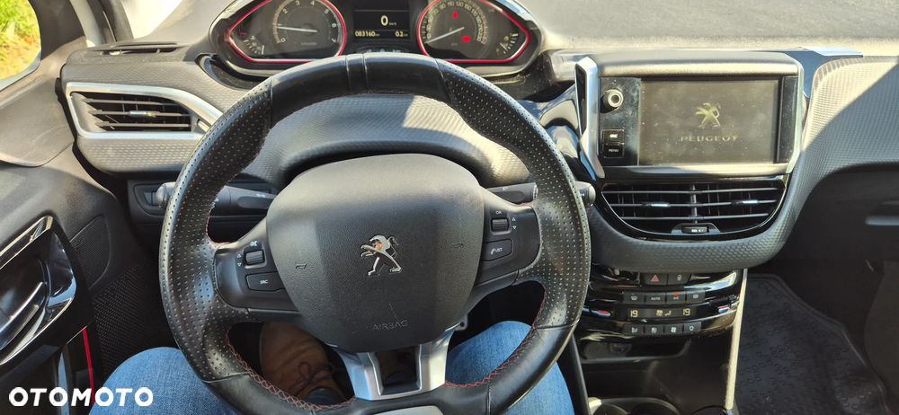 Peugeot 2008 PureTech 110 Stop&Start GT-Line Edition - 16