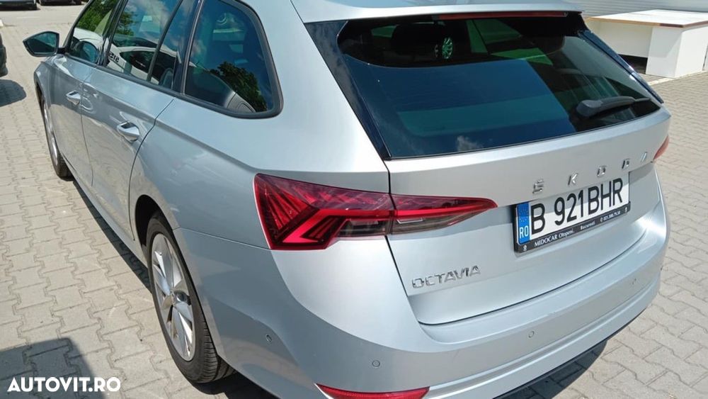 Skoda Octavia 2.0 TDI DSG Style - 4