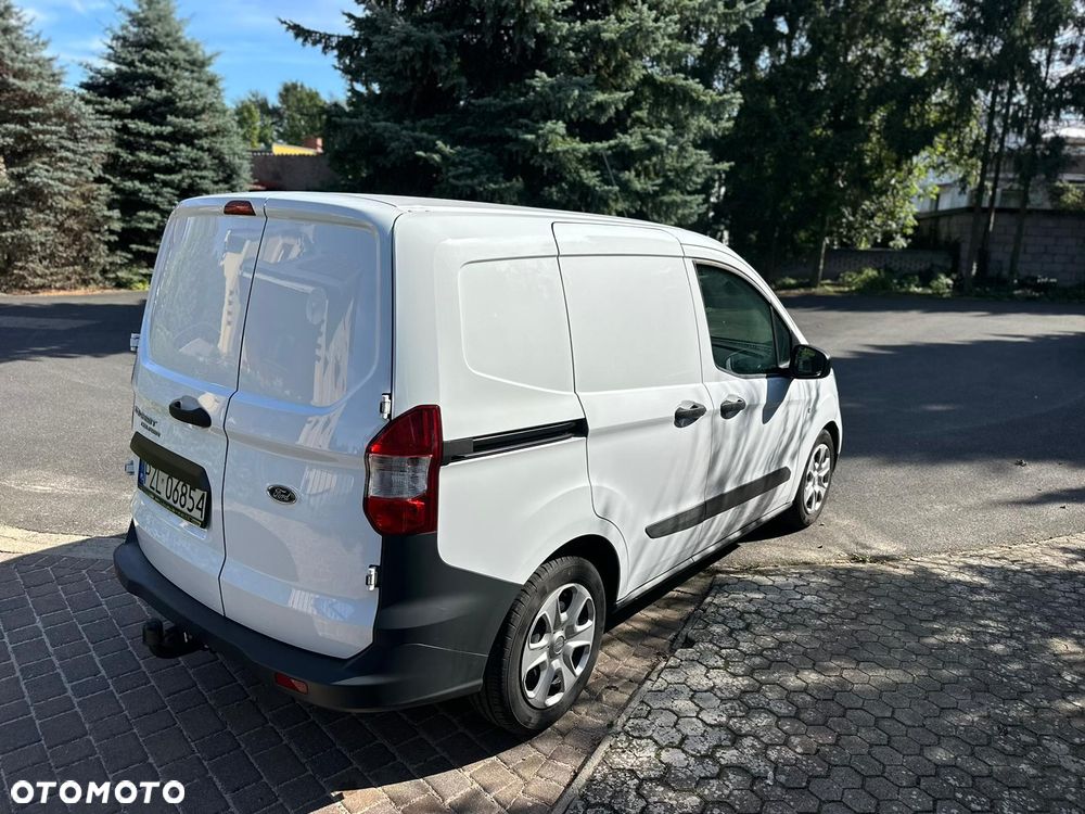 Ford TRANSIT Courier - 3