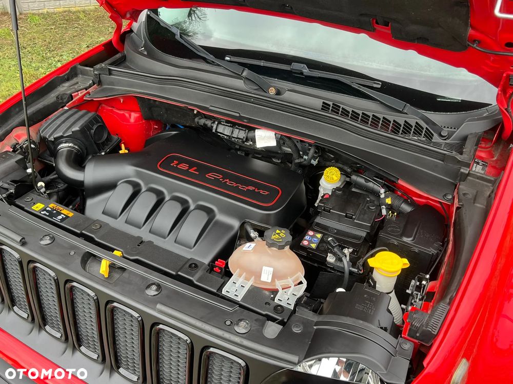 Jeep Renegade 1.6 E-torQ Longitude Adventure Edition - 11