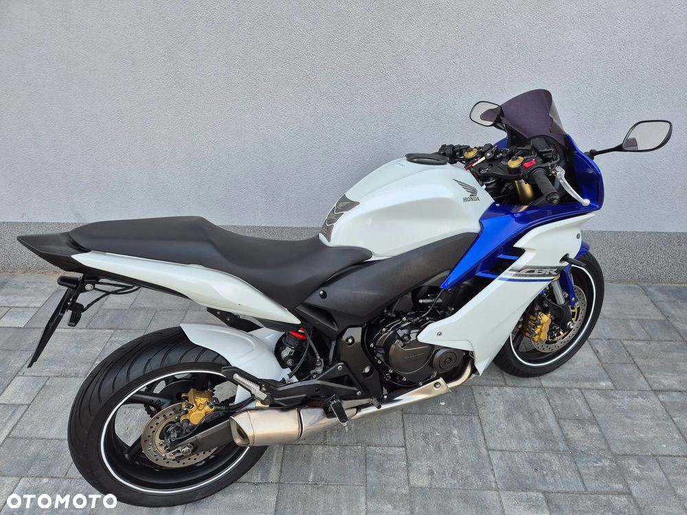 Honda CBR - 8