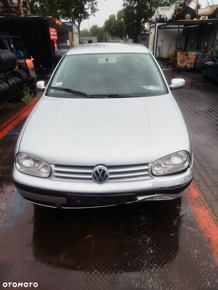 Volkswagen Golf 4  na części - 1