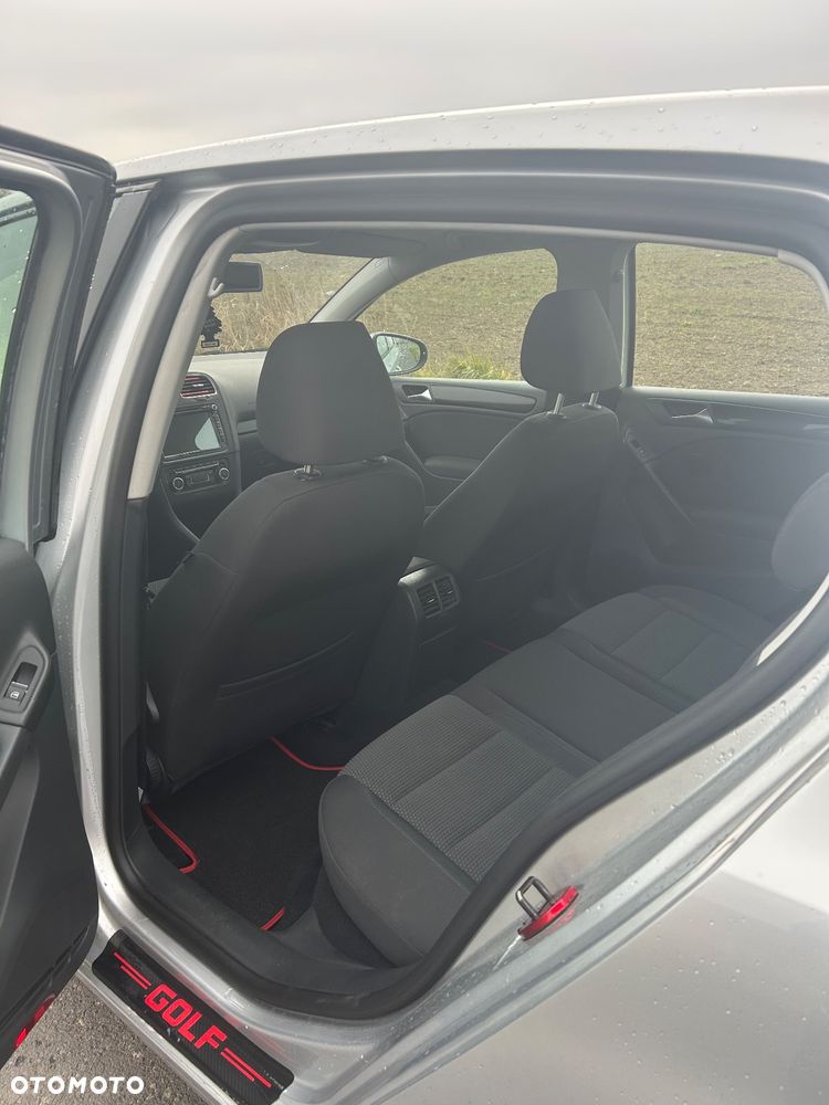 Volkswagen Golf 2.0 TDI Comfortline - 7