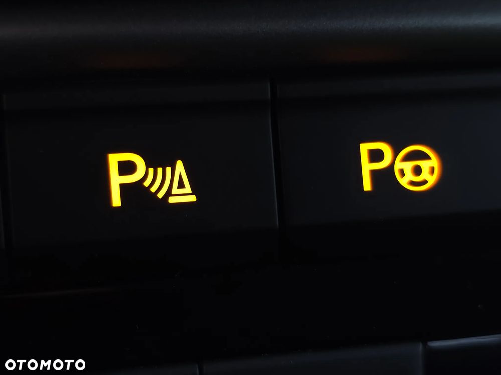 Volkswagen T-Roc 1.0 TSI Life - 29