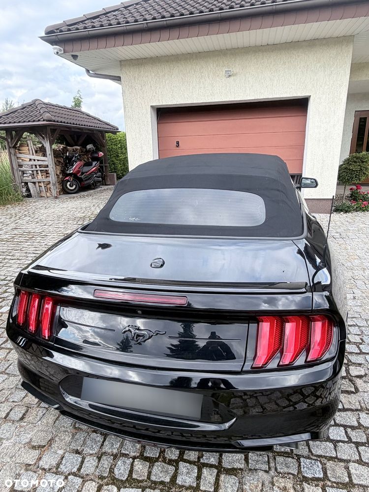 Ford Mustang 2.3 EcoBoost - 11