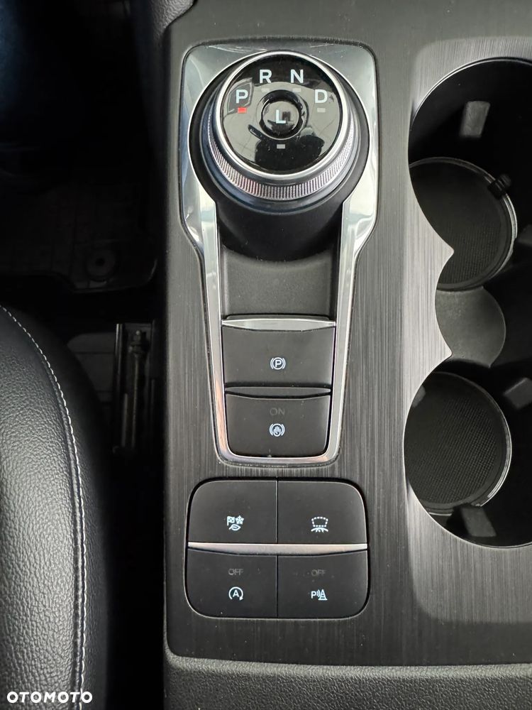 Ford Kuga 2.0 EcoBlue AWD ST-Line X - 25