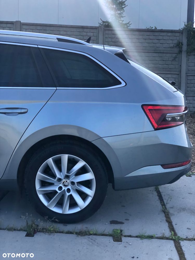 Skoda Superb 2.0 TDI DSG Style - 13