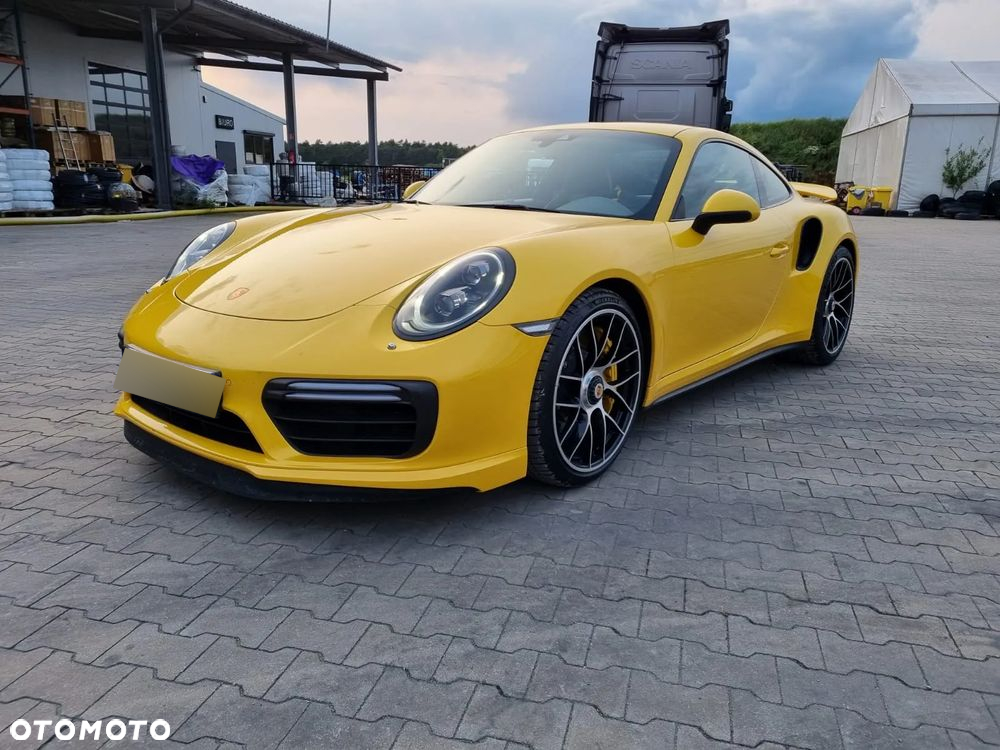 Porsche 911 Turbo S - 3