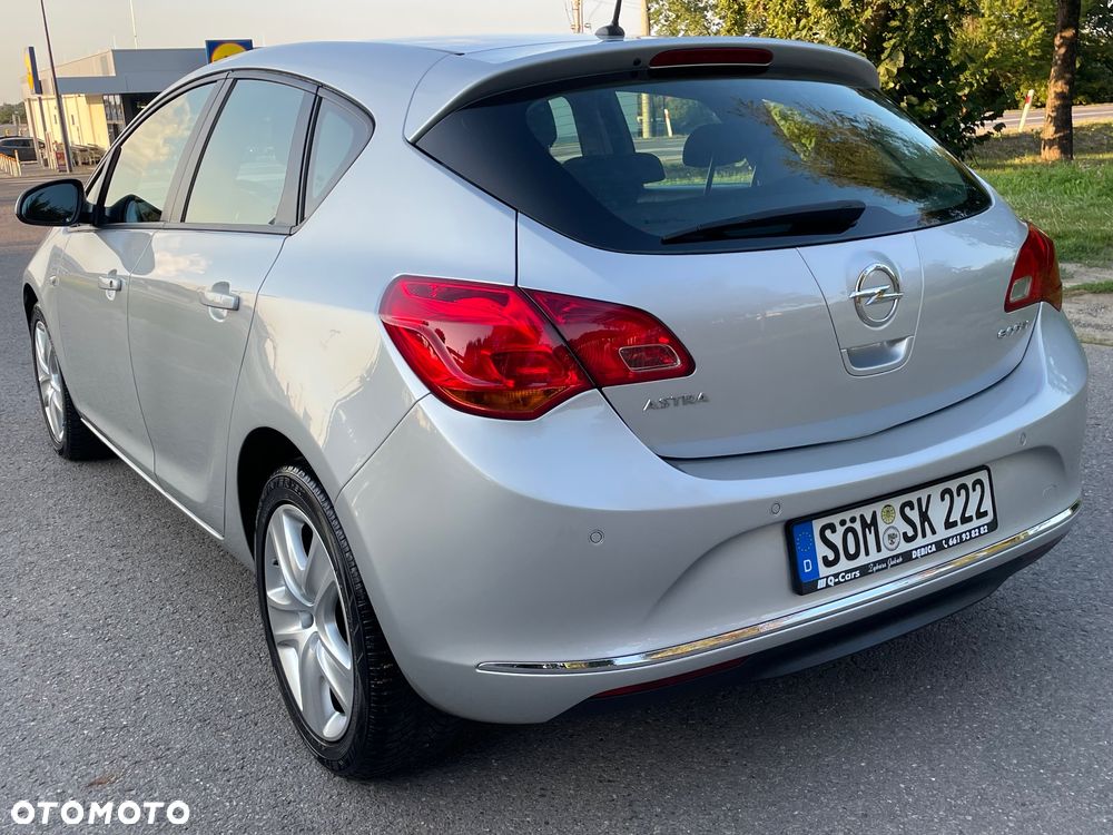 Opel Astra 1.3 CDTI Essentia ecoFLEX - 39