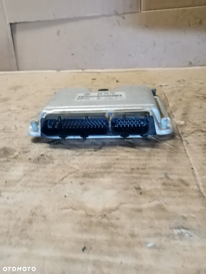 Komputer sterownik silnika VW Golf IV 4 1.4 16V 036998032 0261208247 - 2