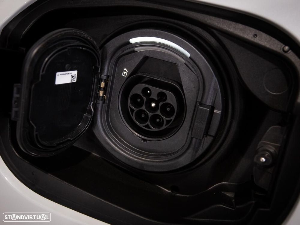 Mercedes-Benz E 300 de 4Matic All-Terrain - 13