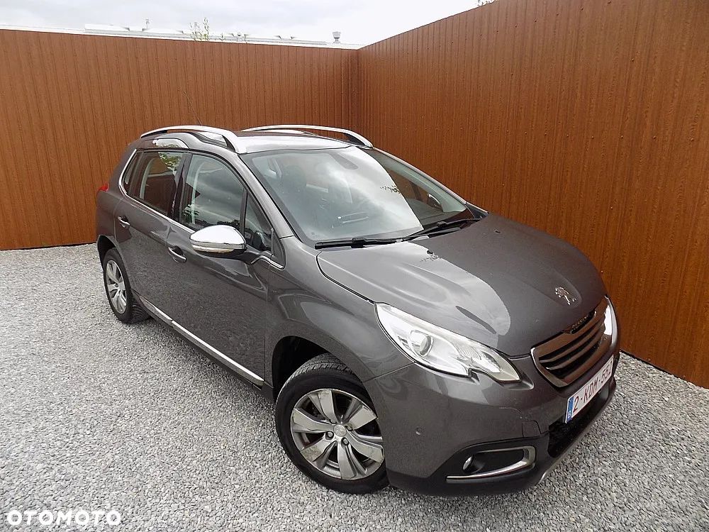 Peugeot 2008 PureTech 82 Style - 2