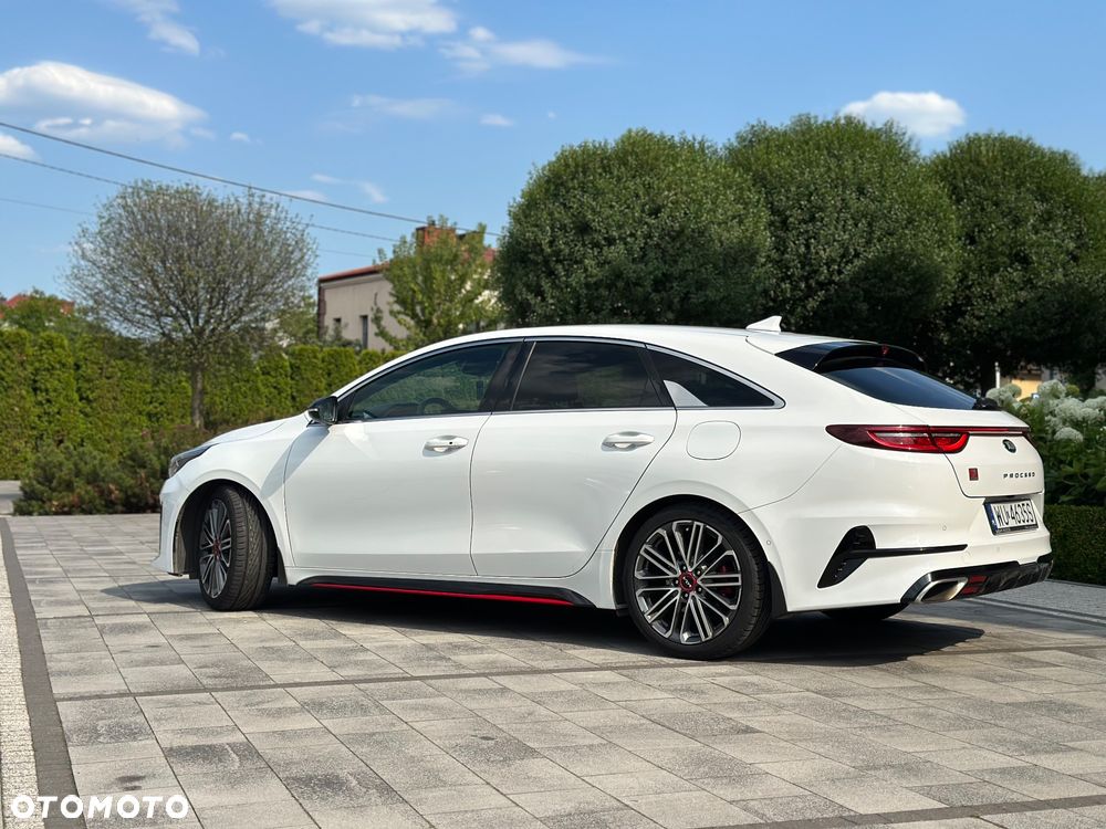 Kia ProCeed 1.6 T-GDI GT DCT - 4