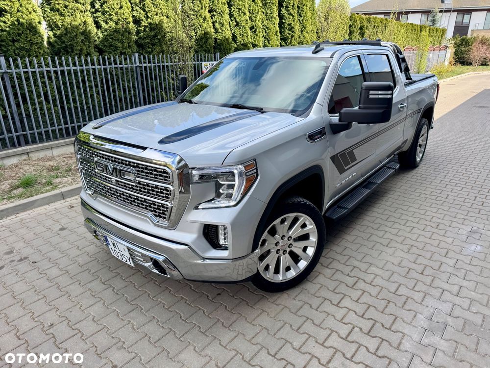 GMC Sierra - 37