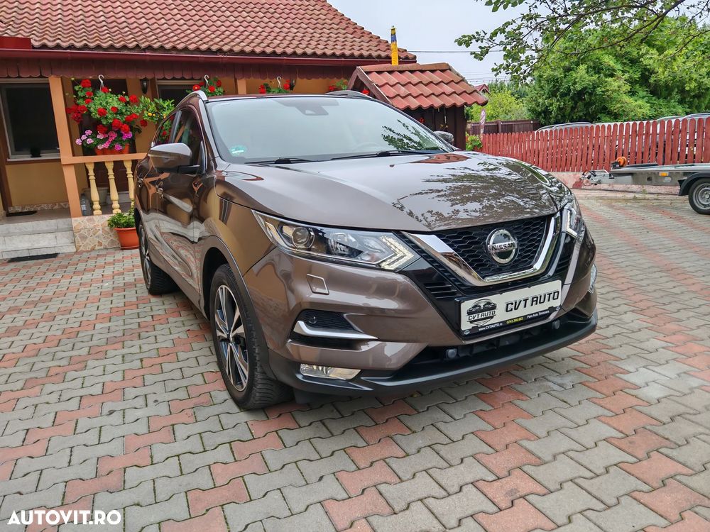 Nissan Qashqai 1.3 DIG-T N-CONNECTA - 18