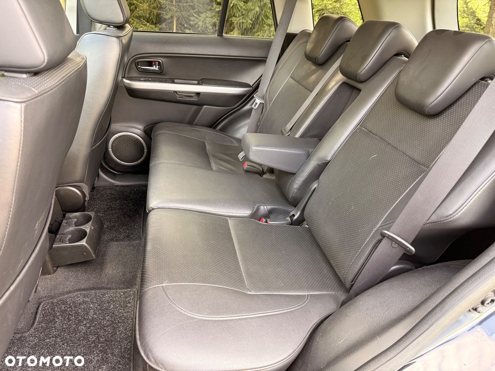 Suzuki Grand Vitara 3.2 V6 Elegance - 26
