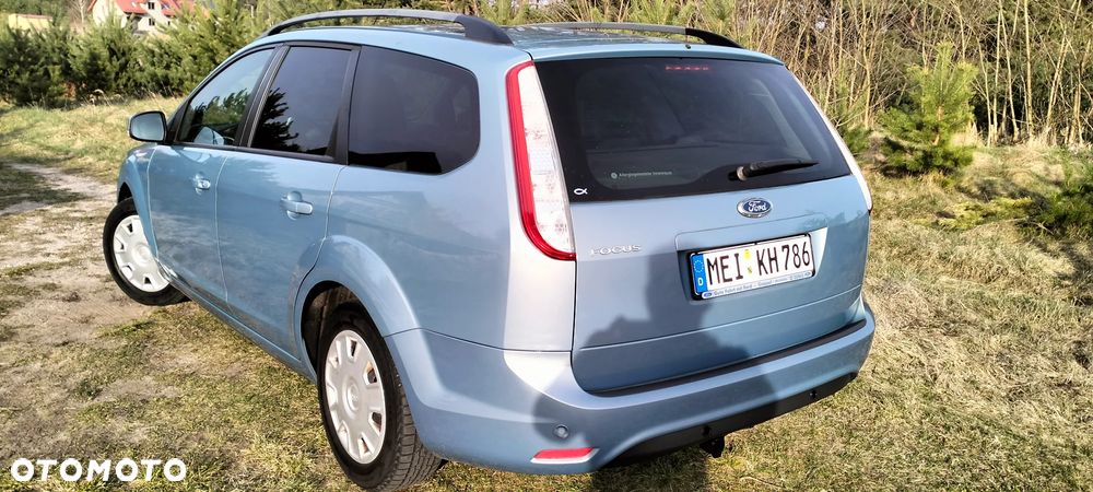 Ford Focus 1.6 16V Trend - 19