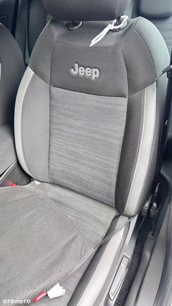 Jeep Avenger - 16