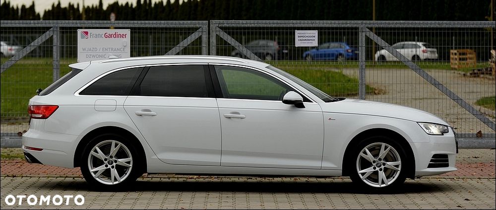 Audi A4 Avant 2.0 TFSI ultra Sport S tronic - 17