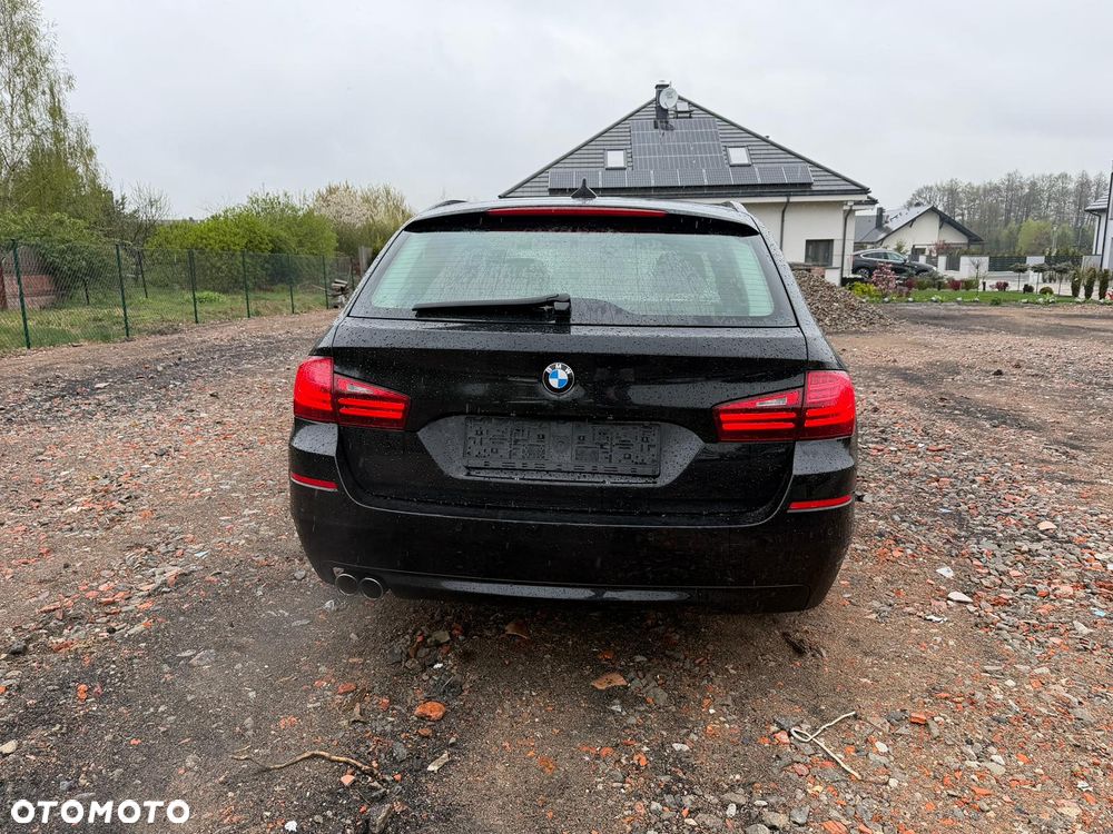 BMW Seria 5 520d xDrive - 6