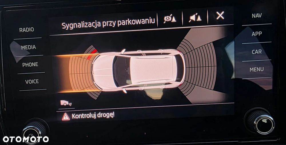 Skoda Karoq 1.0 TSI GPF 4x2 Ambition - 24