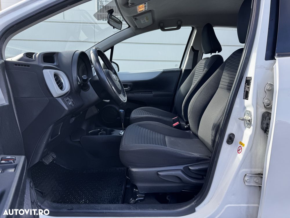 Toyota Yaris - 9