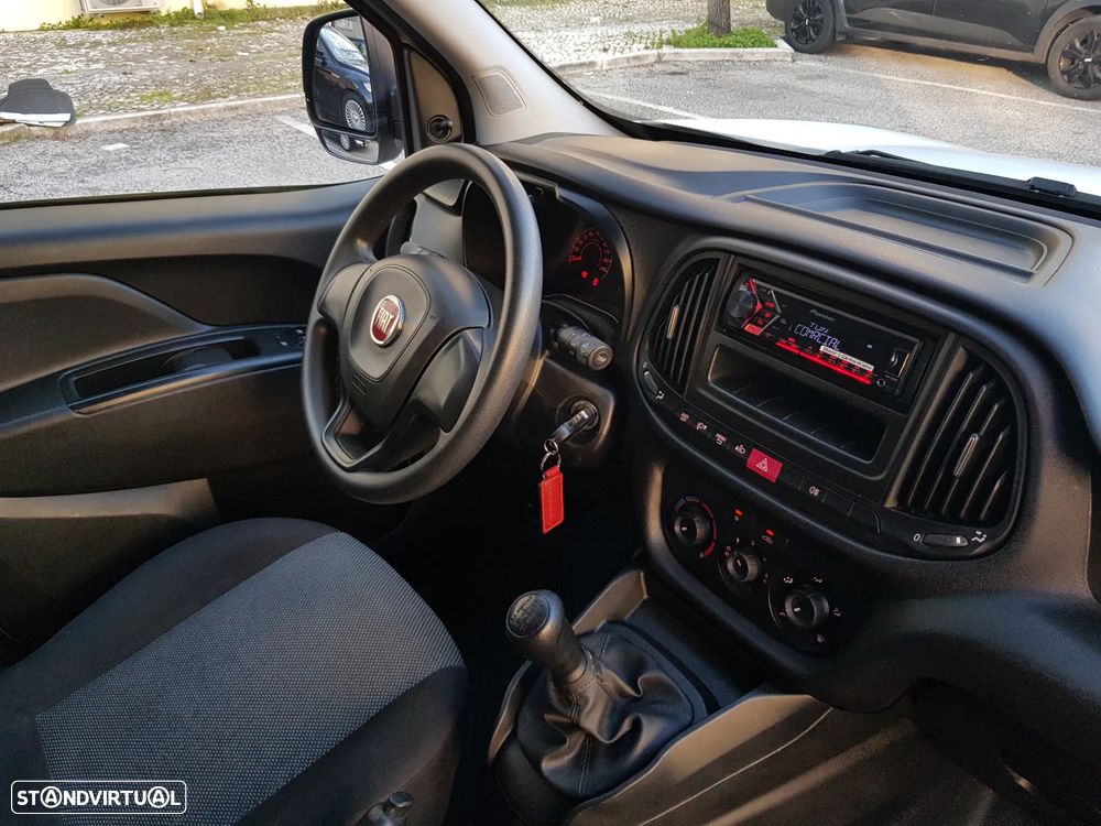 Fiat Doblo 3 Lugares - 58