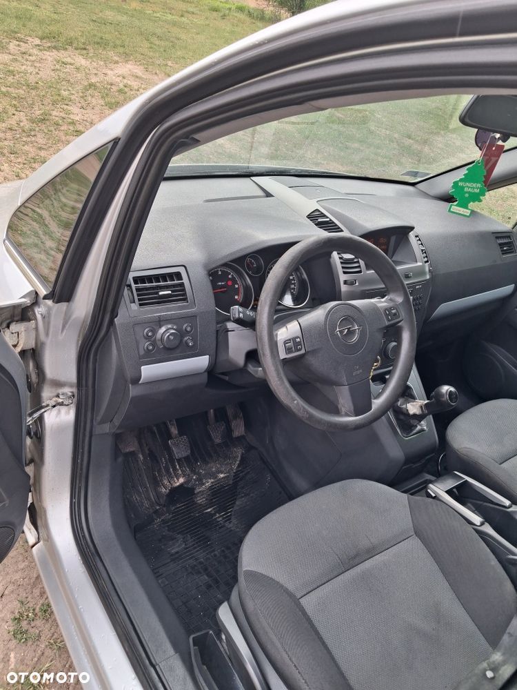 Opel Zafira - 5