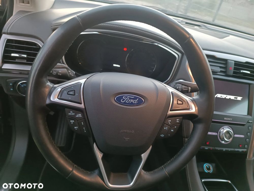 Ford Mondeo 2.0 EcoBlue Vignale AWD - 11