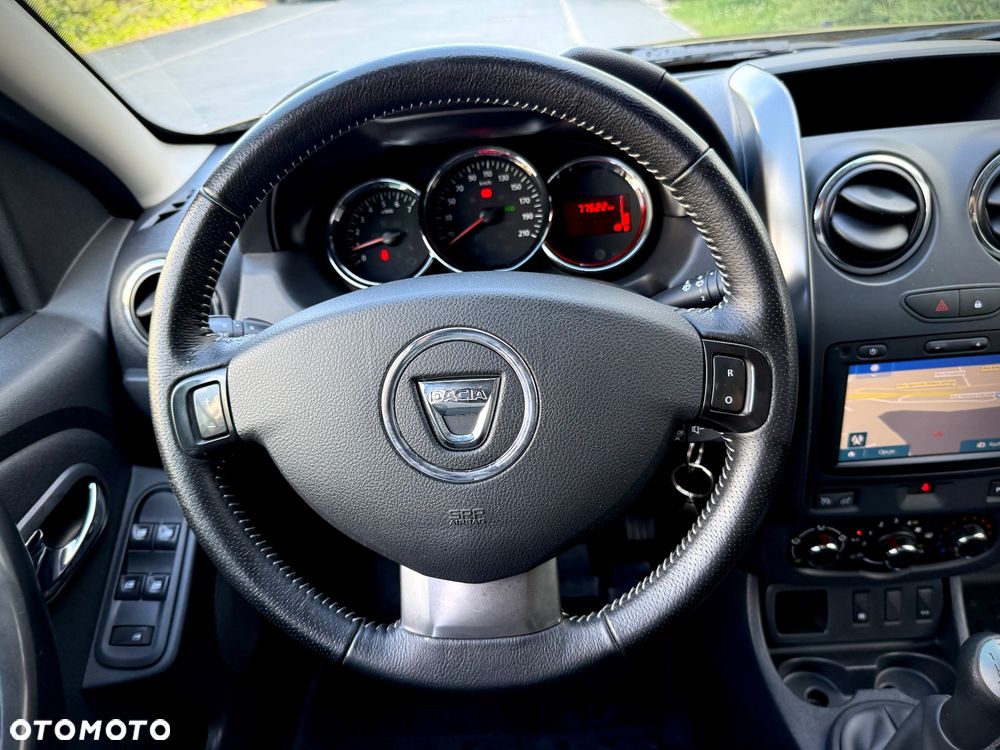 Dacia Duster 1.6 SCe Laureate S&S - 14